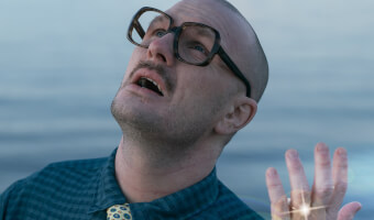 SAKARIS - við skítfullum bólki.