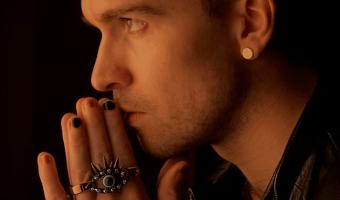 Summartónar: Eli Tausen á Lava