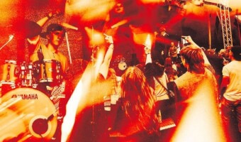 Tunghoyrt í Listastovuni