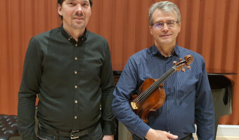 Konsert við Atla Ellendersen & Johannes Andreasen